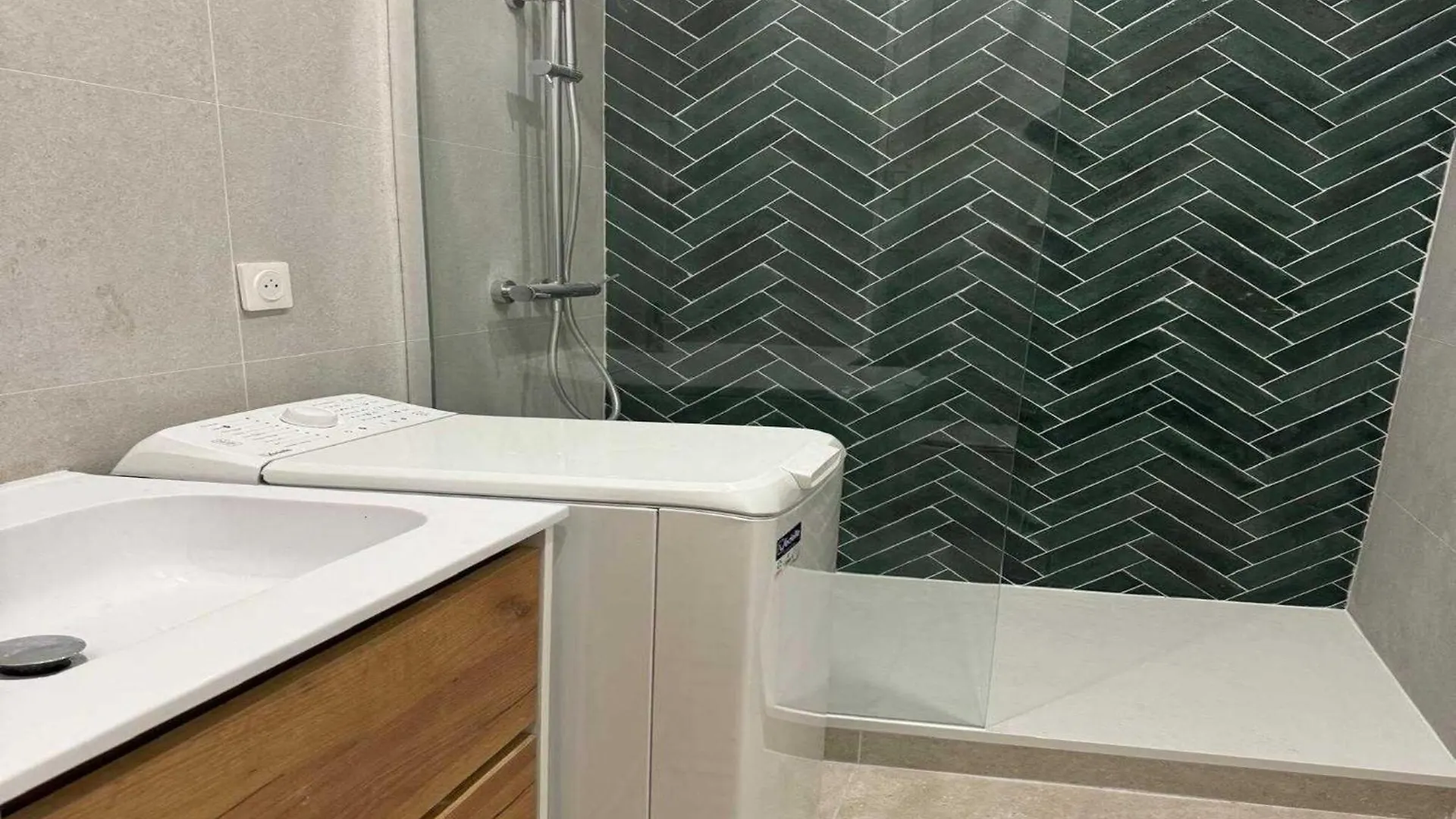 Splendid One Bedroom Apartment Marseille